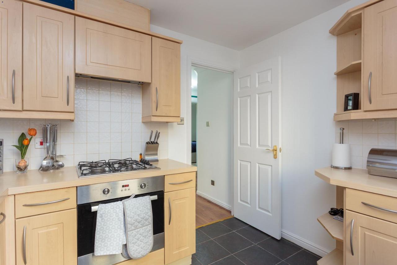 Stylish 2 Bedroom Apartment In Edinburgh Buitenkant foto